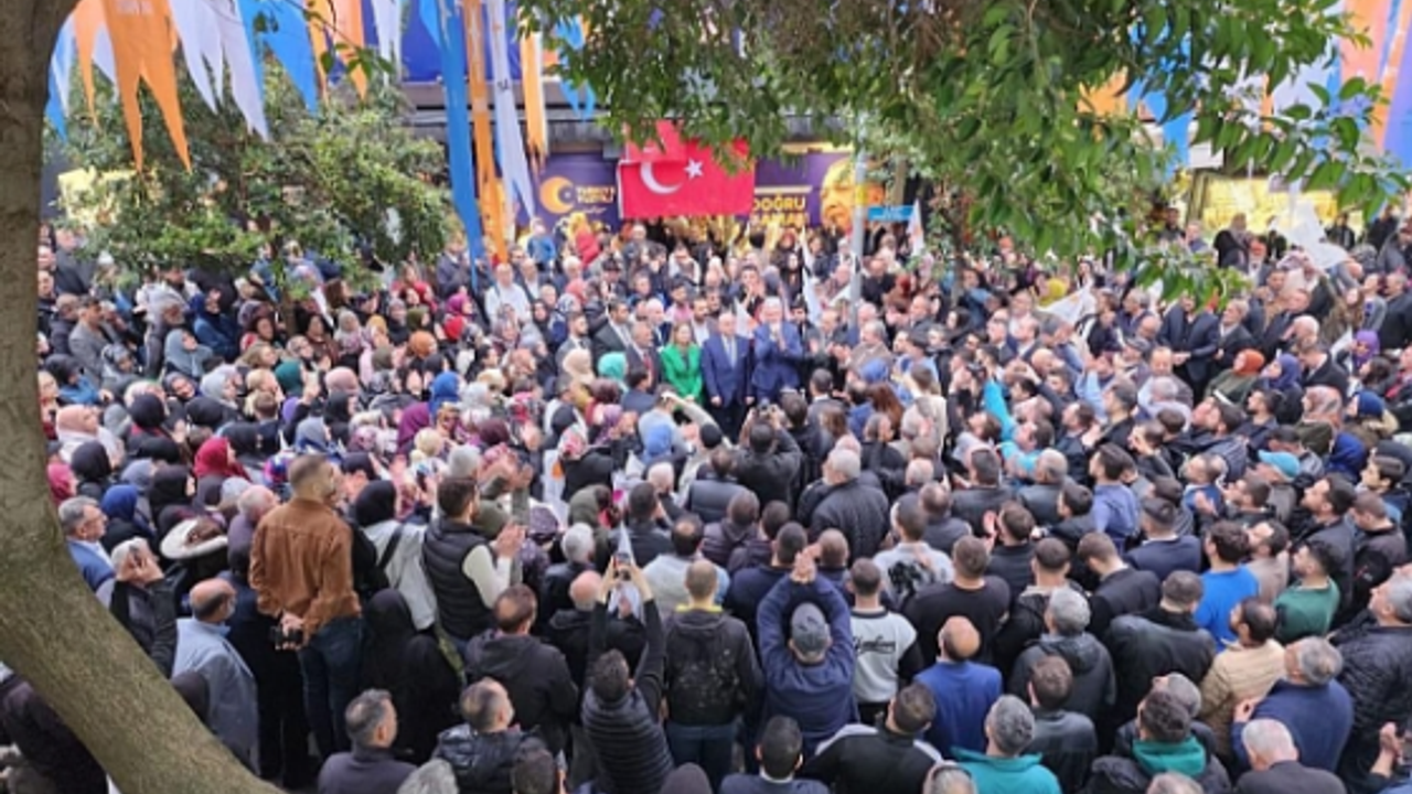AK Parti'den miting gibi SKM açılışları