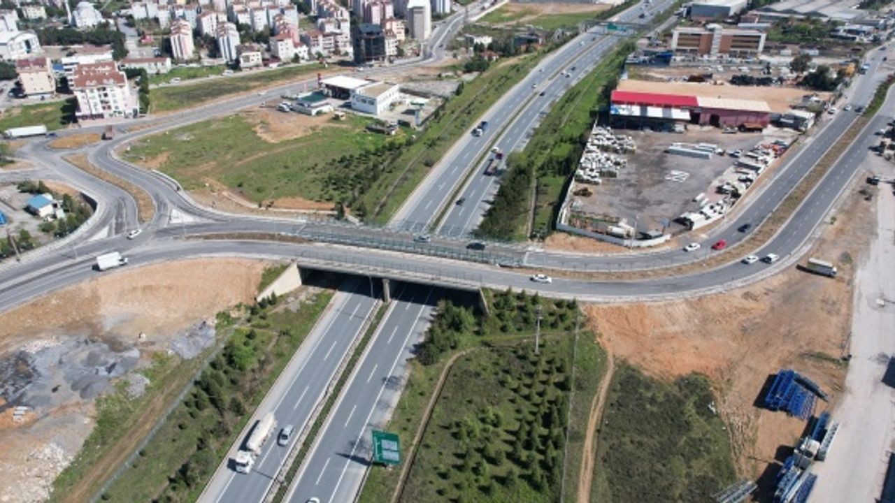 Çayırova Turgut Özal Köprüsü'nde trafik sorunu çözüldü