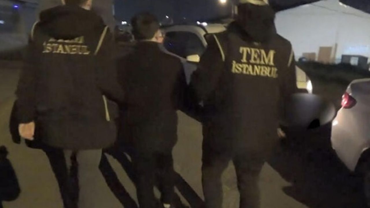 İstanbul merkezli 3 ilde FETÖ operasyonu: 9 gözaltı