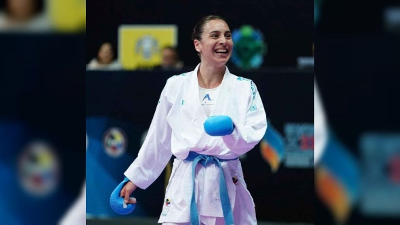 Kağıtsporlu Gülsen, Akdeniz Karate Şampiyonu oldu