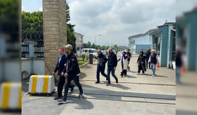 Düzce'de FETÖ operasyonu: 5 gözaltı
