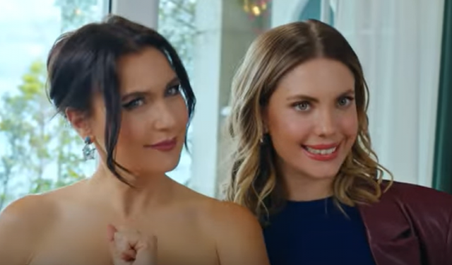 Yasak Elma'nın büyük finalinde 2 magazin bombası işleniyor